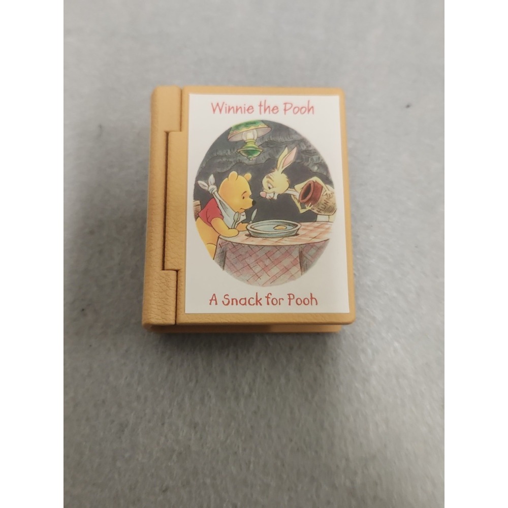 Lot Of 3 Hallmark Keepsake Pooh Bear Ornaments - Picture 5 of 10